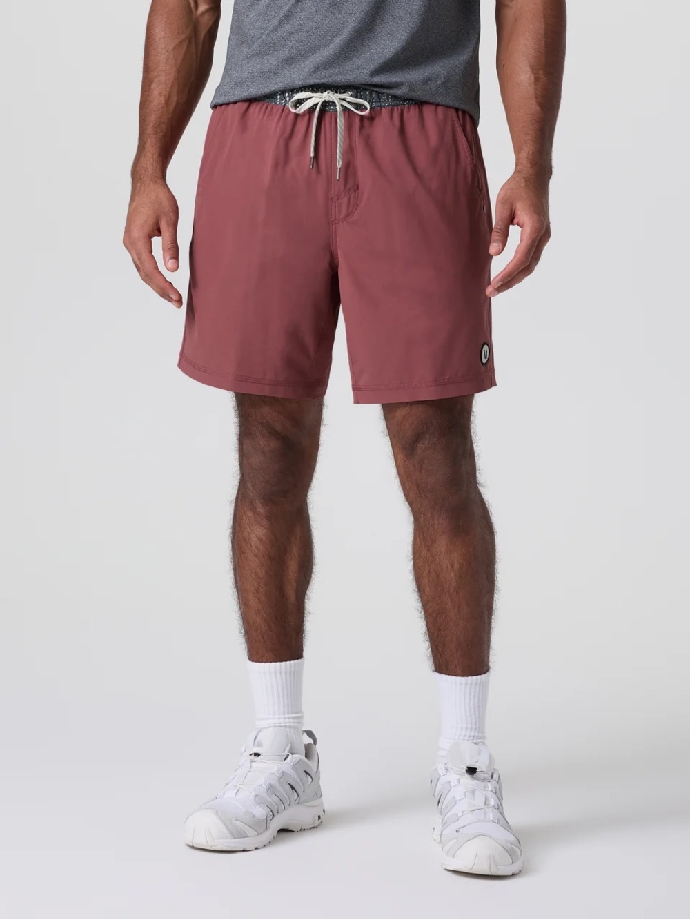 Vuori Men’s Kore Short Unlined 7" Saltwater Red Medium